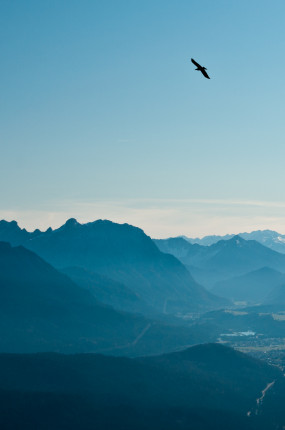 Blick vom Herzogstand im Herbst.
View from "Herzogstand" Germany/Bavaria. I love this blue sky.