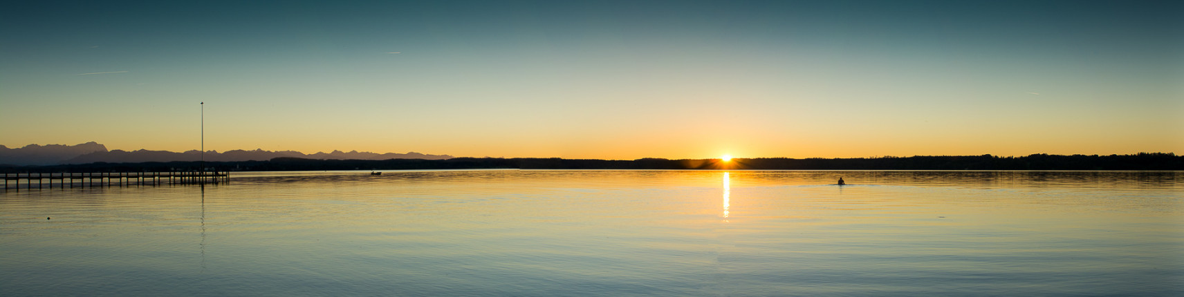 Panorama - Sonnenuntergang ● 36 mm ● 1/320 Sek. bei ƒ / 8,0 ● ISO 200