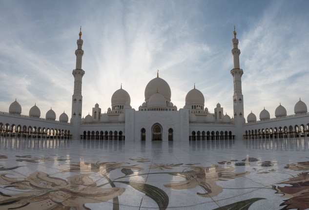 Sheikh Zayed Mosque ● 24 mm ● 1/500 Sek. bei ƒ / 8,0 ● ISO 200