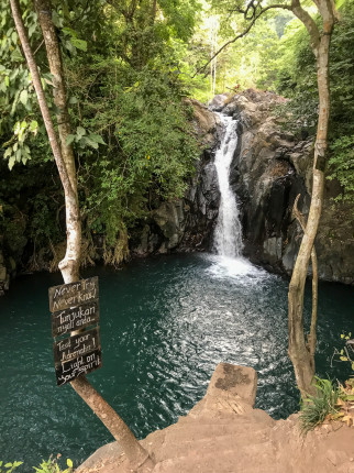 Bali Aling Aling Wasserfall. ● 28 mm ● 1/25 Sek. bei ƒ / 1,8 ● ISO 40