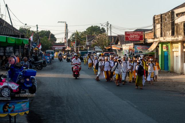 Schools out for today...
Schooluniform? Or ready for a local festival on this day last September?
.
.
.