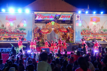 Singaraya - Festival