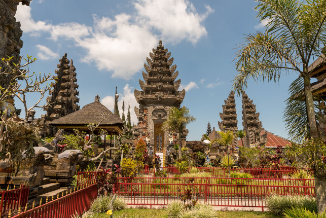 Pura Ulun Danu Batur ● 24 mm ● 1/200 Sek. bei ƒ / 9,0 ● ISO 100