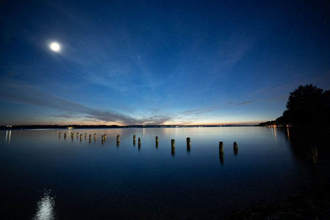 Blick vom Ostufer über den Starnberger See